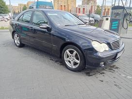 Mercedes-Benz 220, 2.2 l., saloon / sedan