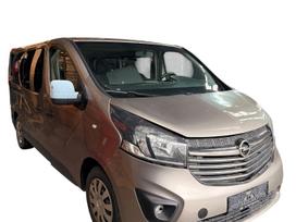 Opel Vivaro, keleiviniai mikroautobusai