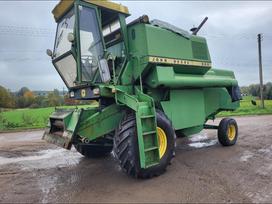 John Deere JD965, kombainai