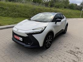 Toyota C-HR, 2.0 l., off-road / crossover
