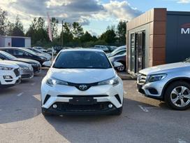 Toyota C-HR, 1.8 l., Внедорожник / Кроссовер