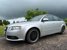 Audi A4, 1.8 l., saloon / sedan