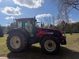 Valtra T151 E Hitech, traktoriai
