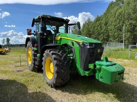 John Deere 8R410, traktoriai