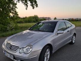 Mercedes-Benz 220, 2.2 l., kupė (coupe)