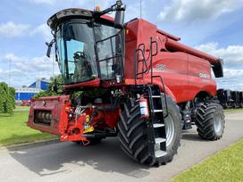 Case-IH AF 7150, kombainai