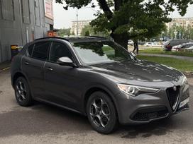 Alfa Romeo Stelvio, 2.0 l., off-road / crossover