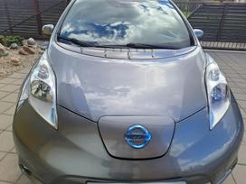 Nissan Leaf, 30 kWh, hatchback