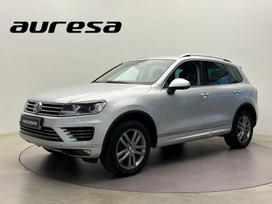 Volkswagen Touareg, 3.0 l., Внедорожник / Кроссовер