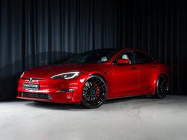 Tesla Model S, sedanas