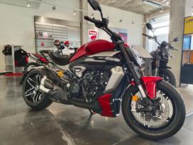 Ducati Diavel 1158cc, ielas motocikls