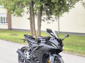 Yamaha YZF 125cc, sportiniai / superbikes