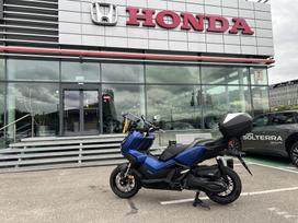 Honda ADV350 330cc, scooters / mopeds