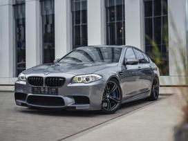 BMW M5, 4.4 l., Седан