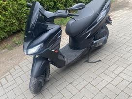 Aprilia SXR 49cc, motoroleriai / mopedai