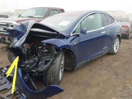 Tesla Model X dalimis. Jau pakeliui i Lietuva