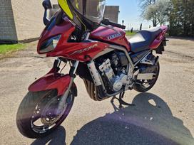 Yamaha FZS 1000cc, street / klasikiniai