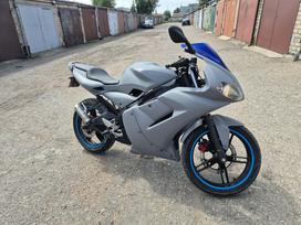 Yamaha TZR 50cc, superbikes