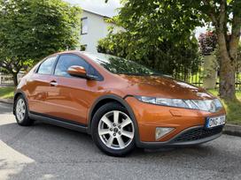 Honda Civic, 1.8 l., hečbekas
