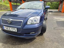 Toyota Avensis, 2.0 l., Хэтчбек