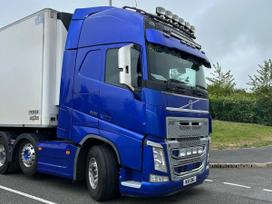 Volvo FH500, double sleeper