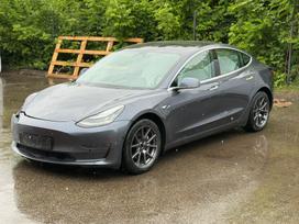 Tesla Model 3, 82 кВт·ч, Седан