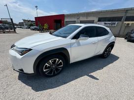 Lexus Ux 250h, 2.0 l., visureigis / krosoveris