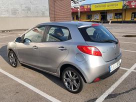 Mazda 2, 1.6 l., hečbekas