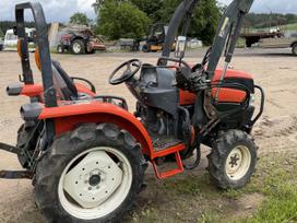 Kubota KL24, tractors
