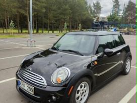 Mini Cooper, 1.6 l., hatchback