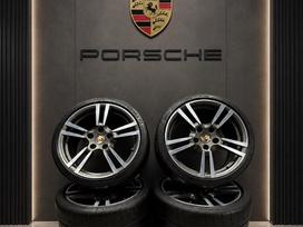 Porsche 911 Tvarkingi ratai su padangom skirtingu plociu 997 911
