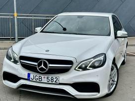 Mercedes-Benz E200, 2.1 l., saloon / sedan