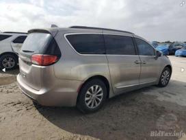 Chrysler Pacifica dalimis. Naujai gauta
