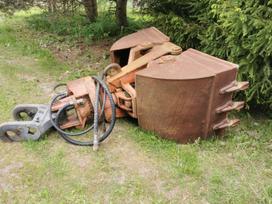 Atlas 225LC, grapples