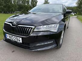 Skoda Superb, 2.0 l., saloon / sedan