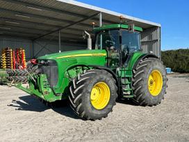 John Deere 8520, tractors