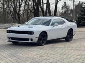 Dodge Challenger, 5.7 l., coupe