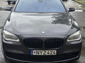 Bmw 750, 4.4 l., sedanas
