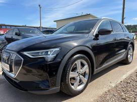 Audi e-tron, 95 kWh, off-road / crossover