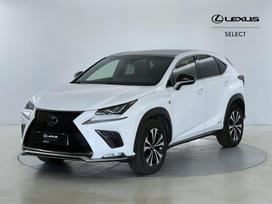 Lexus NX 300h, 2.5 l., off-road / crossover