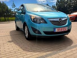Opel Meriva, 1.4 l., Минивэн