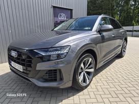 Audi Q8, 3.0 l., off-road / crossover