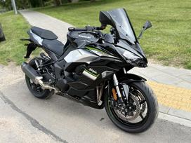 Kawasaki Z 1000cc, touring / sport touring / kelioniniai