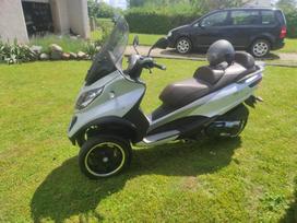 Piaggio MP3 500cc, motoroleriai / mopedai