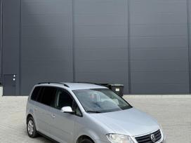 Volkswagen Touran, 1.9 l., Минивэн
