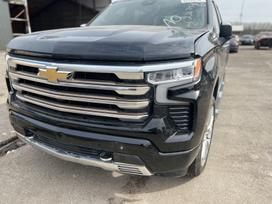 Chevrolet Silverado rezerves daļās. Auto nuvažiuotas tik 30 tuk yra visas rėmas gale