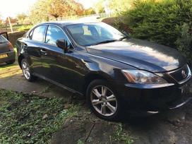 Lexus IS klasė