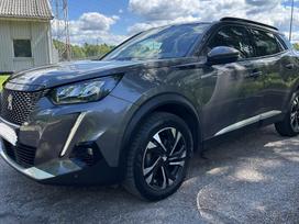 Peugeot 2008, 1.2 l., Внедорожник / Кроссовер