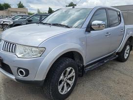 Mitsubishi L200, 2.5 l., Пикап