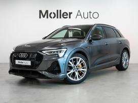 Audi e-tron, off-road / crossover